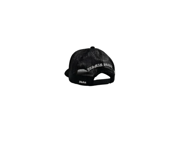 Boné Trucker Born/Died de costas - cor preta com tela respirável e bordados JSMN Jasmin Brasil e estrela de xerife e regulagem tradicional